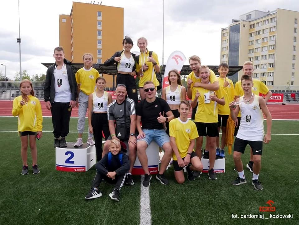 zawodnicy Słoneczka podczas zawodów młodzików w Kielcach