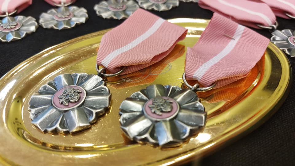 medale jubileuszowe na Złote Gody