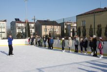 Zapraszamy na profesjonalną naukę łyżwiarstwa dzieci ze szkół podstawowych i gimnazjów z terenu gminy Busko-Zdrój!